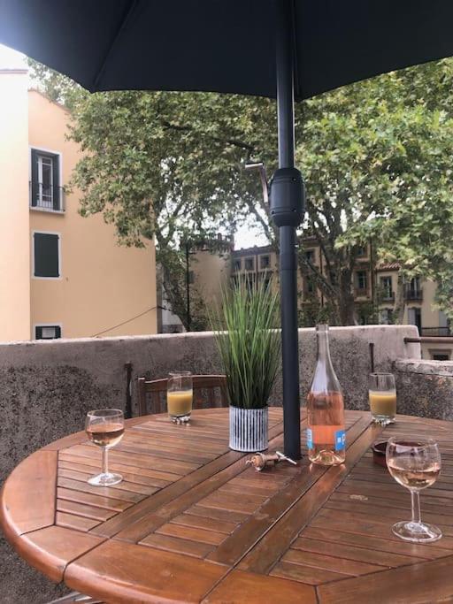 Au Coeur De Ville Avec Terrasse Céret Dış mekan fotoğraf